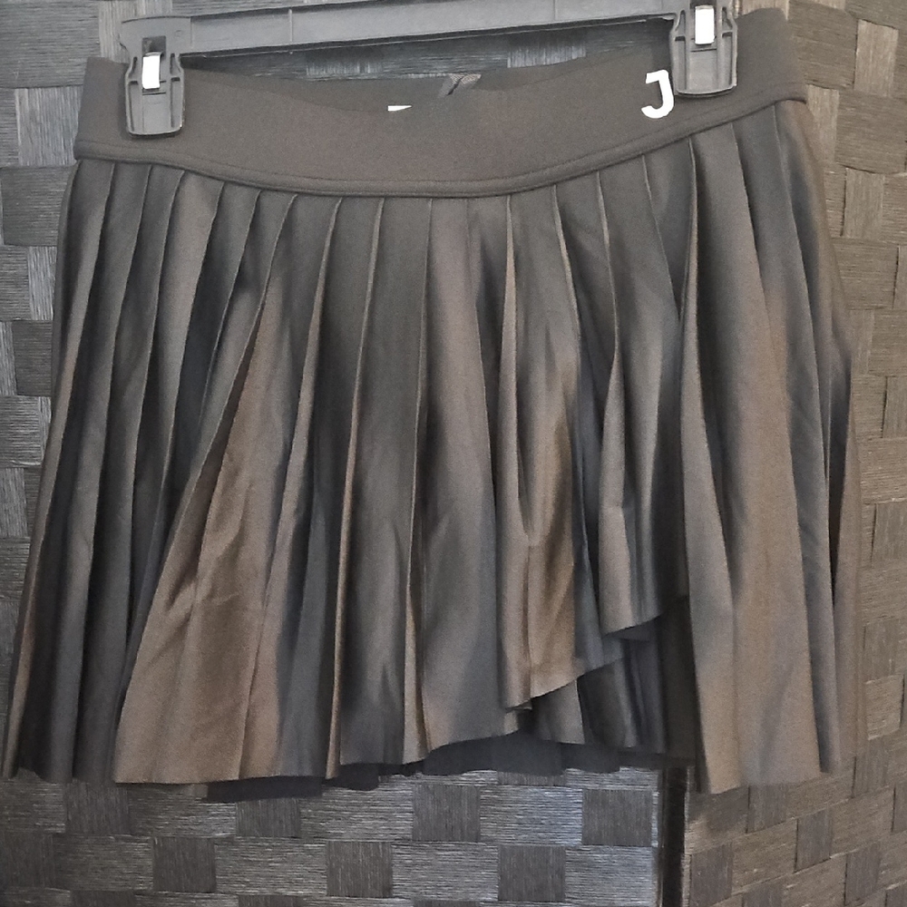 Black Pleated Mini Skater Skirt